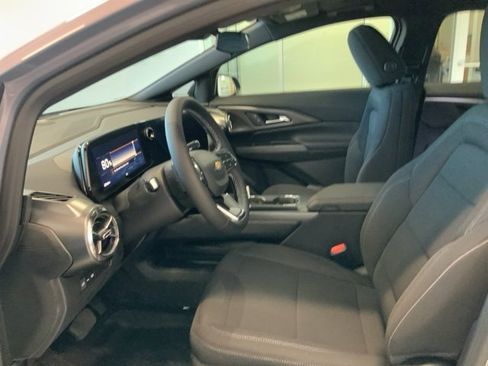 New 2026 Chevrolet Equinox EV LT w/ Comfort Package image 12