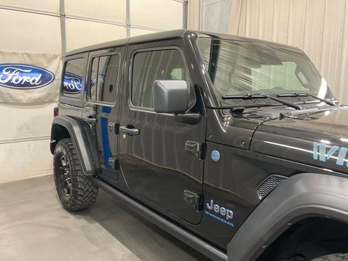 Used 2025 Jeep Wrangler Unlimited Sport S 4xe AWD/4WD image 4