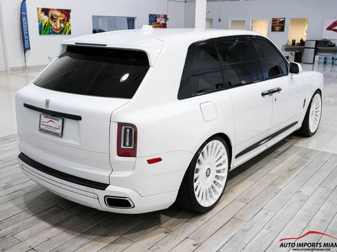 Used 2022 Rolls-Royce Cullinan image 28