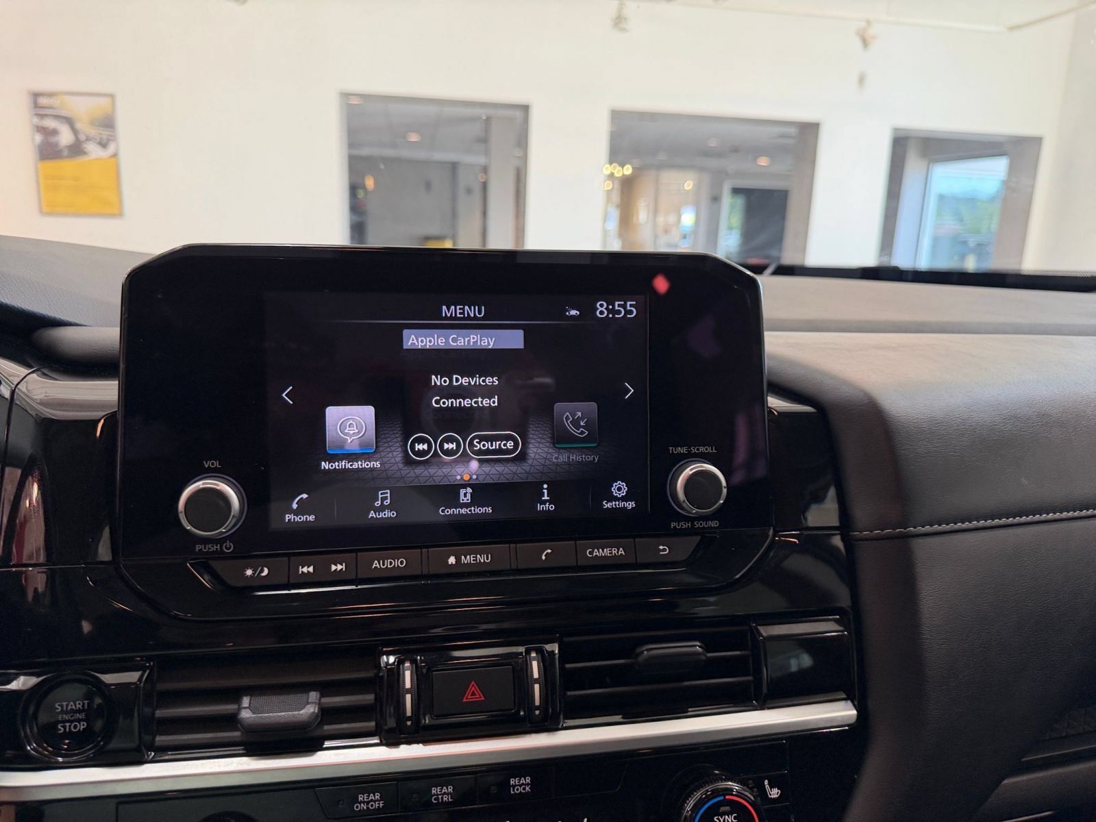 Used 2025 Nissan Pathfinder SV FWD image 19