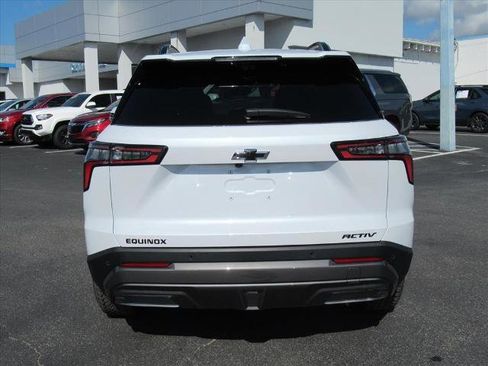 New 2026 Chevrolet Equinox ACTIV w/ Convenience Package III image 6