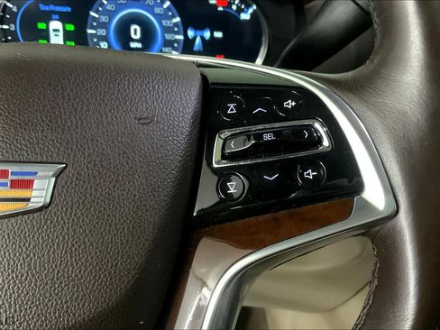 Used 2016 Cadillac Escalade Premium AWD/4WD image 23