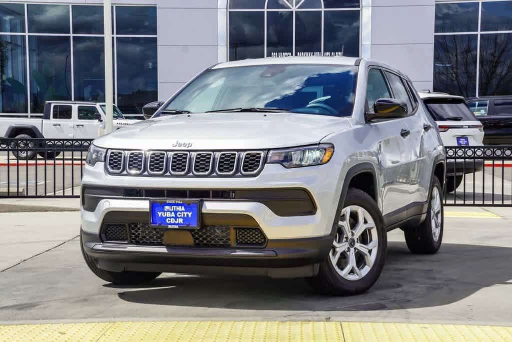 Used 2025 Jeep Compass Sport AWD/4WD image 27