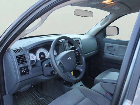 Used 2006 Dodge Dakota SLT w/ Trailer Tow Group AWD/4WD image 8
