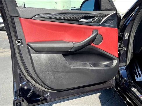 Used 2024 BMW X3 M40i image 26