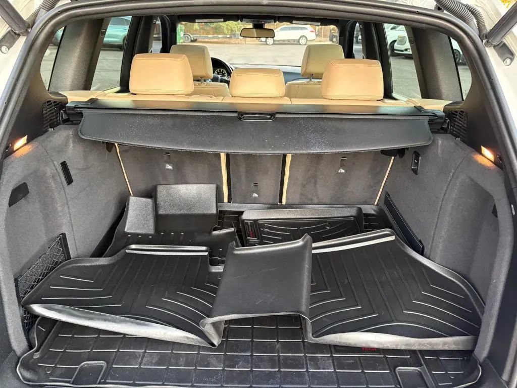 Used 2016 BMW X3 sDrive28i RWD image 12