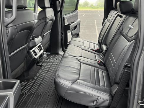 Used 2025 Ford F250 Platinum image 17