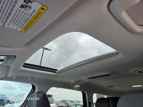 Certified 2026 Hyundai Palisade SEL FWD image 18