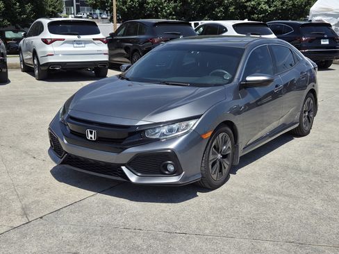 Used 2018 Honda Civic EX image 2