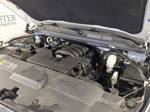 Used 2019 GMC Yukon SLT w/ Premium Edition image 35