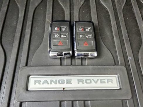 Used 2022 Land Rover Range Rover Velar R-Dynamic S AWD/4WD image 92