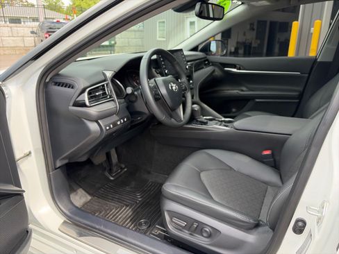Used 2024 Toyota Camry XSE w/ Blackout Package (TMS) FWD image 9