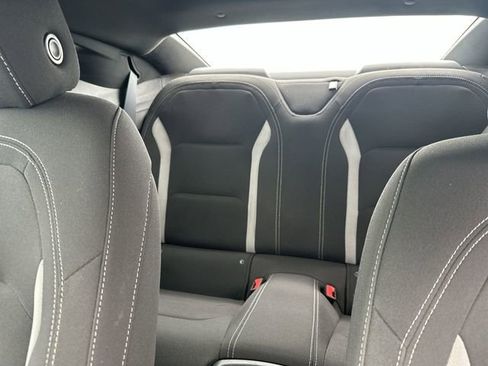 Used 2018 Chevrolet Camaro LT RWD image 27