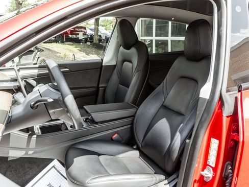 Used 2023 Tesla Model Y Long Range AWD/4WD image 6