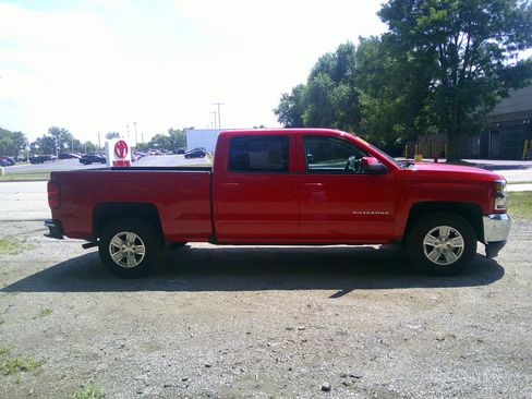 Used 2018 Chevrolet Silverado 1500 LT w/ All Star Edition image 8