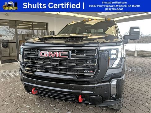 Used 2024 GMC Sierra 2500 AT4 w/ Technology Package image 1