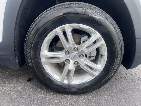 Used 2023 GMC Terrain SLE w/ Driver Convenience Package AWD/4WD image 22