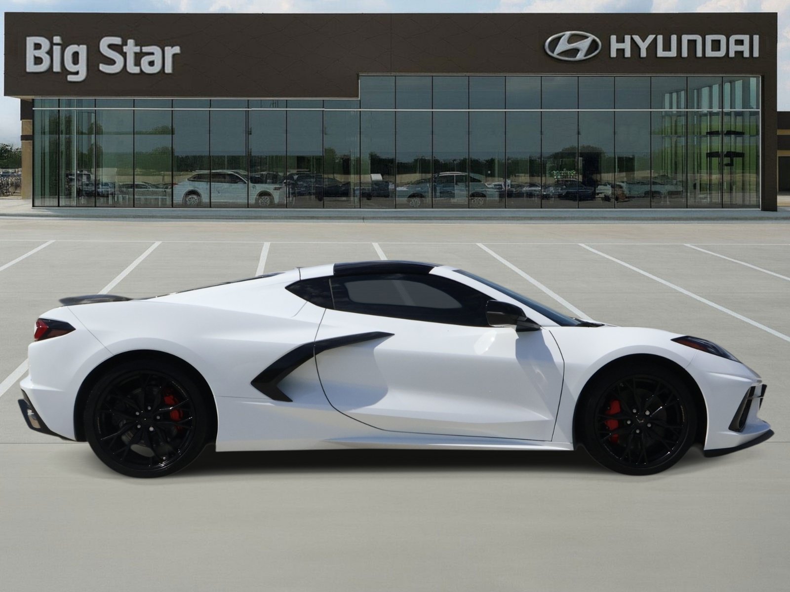 Used 2024 Chevrolet Corvette Stingray Premium Cpe w/ Z51 Performance Package RWD image 5