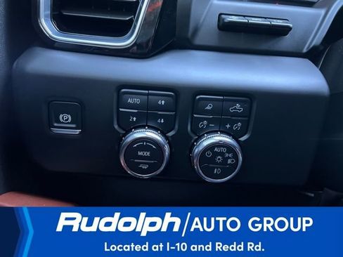 Used 2024 GMC Sierra 2500 Denali Ultimate image 16