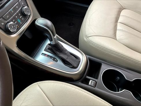 Used 2015 Buick Verano Leather w/ Experience Buick Package FWD image 16