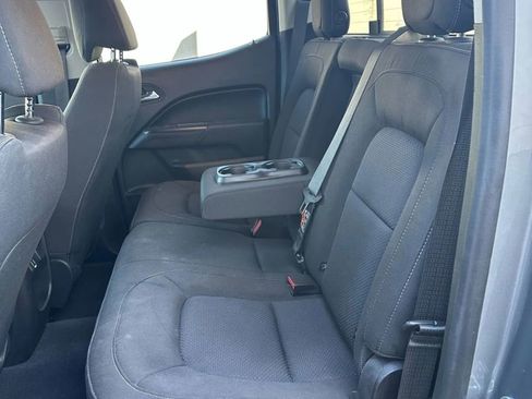 Used 2019 Chevrolet Colorado LT w/ LT Convenience Package image 7