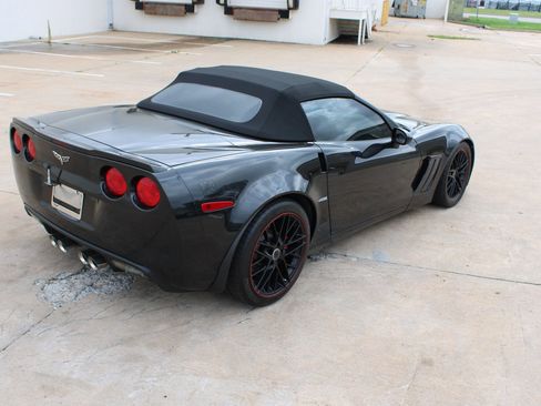 Used 2012 Chevrolet Corvette Grand Sport w/ 4LT Preferred Equipment Group RWD image 34