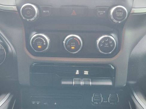 Used 2019 RAM 1500 Big Horn image 15