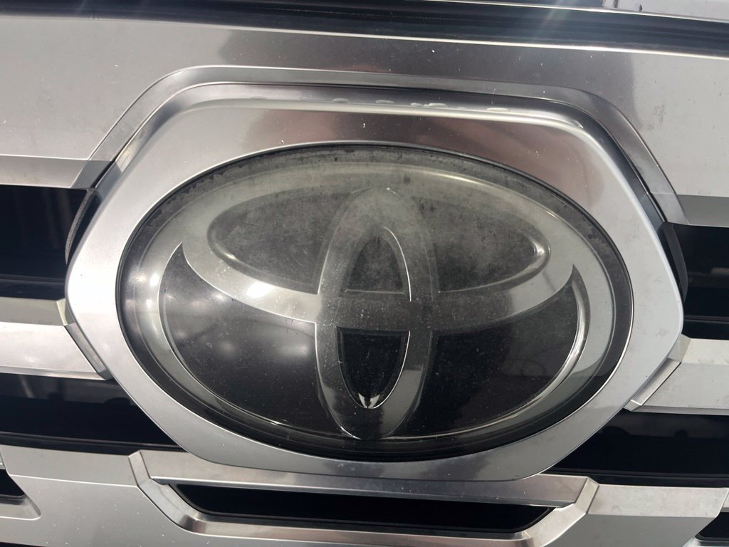 Used 2019 Toyota Tacoma Limited AWD/4WD image 33