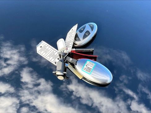 Used 2025 Hyundai Elantra Sport image 11