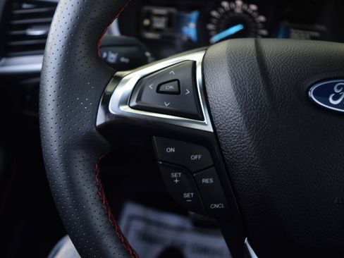 Used 2024 Ford Edge ST-Line AWD/4WD image 6