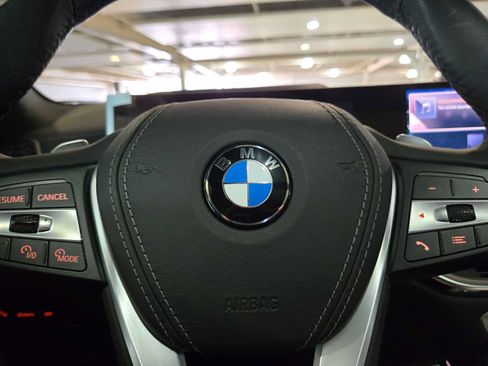 Used 2026 BMW X5 xDrive40i w/ Executive Package AWD/4WD image 25