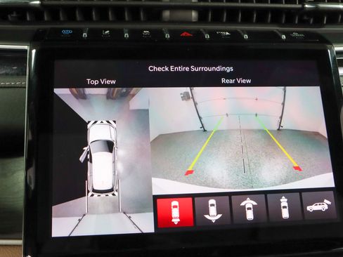 Used 2023 Jeep Grand Cherokee 4WD 4xe w/ Luxury Tech Group II image 19