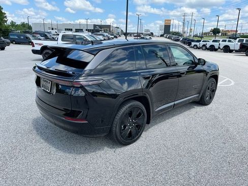 New 2025 Jeep Wagoneer S Launch Edition image 8