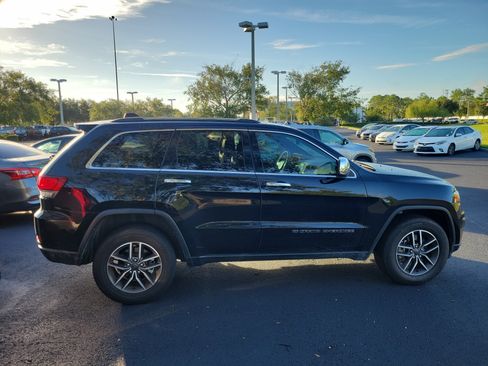 Used 2022 Jeep Grand Cherokee Limited AWD/4WD image 8