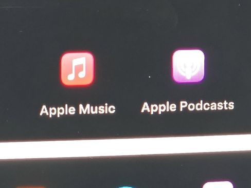 Used 2022 Tesla Model S Base image 18