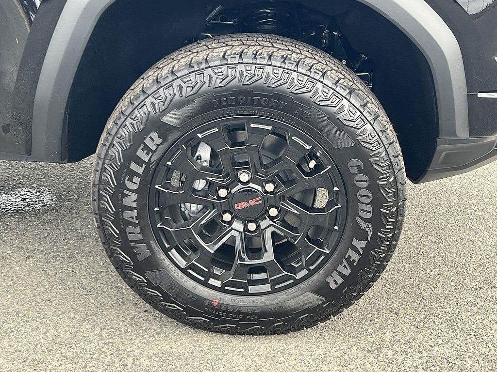 New 2026 GMC Canyon Elevation RWD image 31