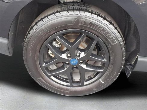 Used 2022 Ford Edge SEL w/ Convenience Package image 9