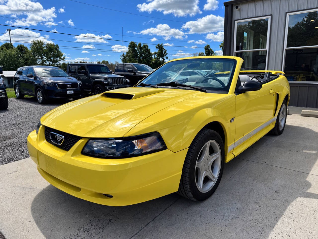 Used 2002 Ford Mustang GT RWD image 3