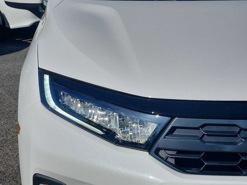 Certified 2026 Honda Odyssey EX-L image 9