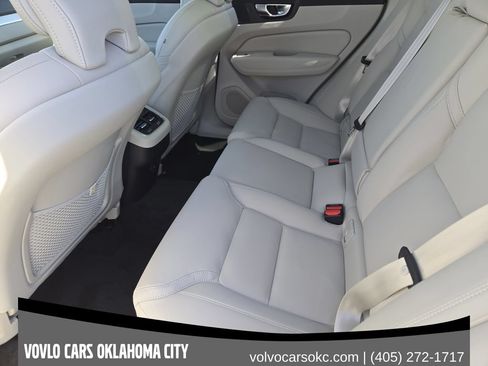 Used 2026 Volvo XC60 B5 Ultra w/ Protection Package Premier AWD/4WD image 30