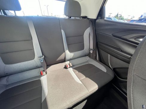 Used 2025 Chevrolet TrailBlazer LT image 37