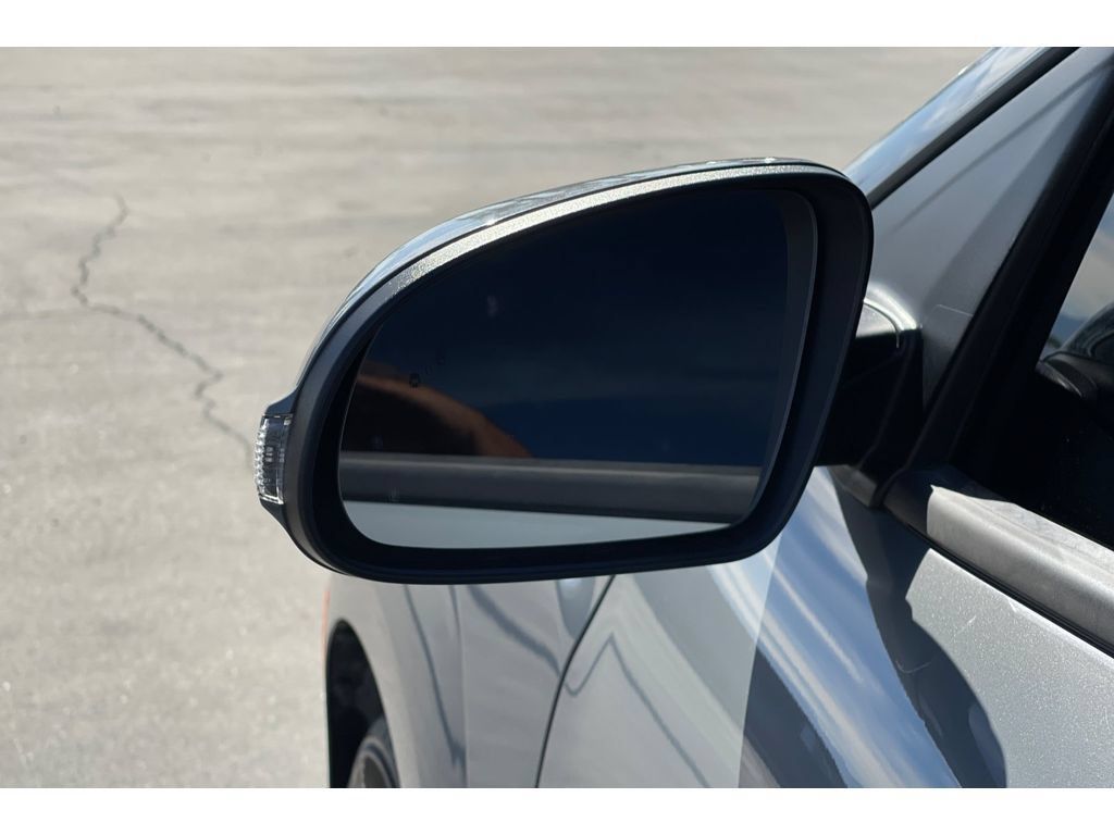 Used 2023 Hyundai Kona Limited FWD image 55