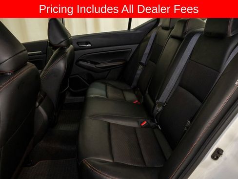 Used 2024 Nissan Altima 2.5 SR FWD image 8