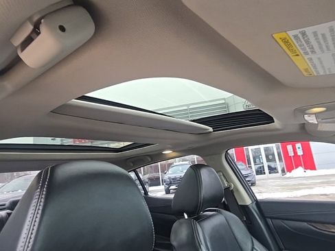 Used 2017 Nissan Maxima Platinum w/ Medallion Package image 30