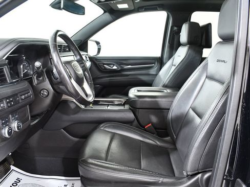 Used 2021 GMC Yukon XL Denali AWD/4WD image 6