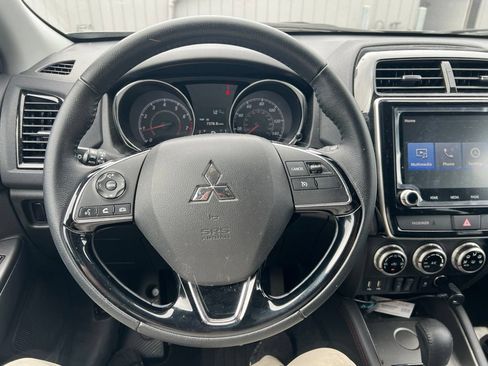 Used 2022 Mitsubishi Outlander Sport SE FWD image 10
