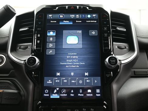 Used 2023 RAM 2500 Laramie w/ Night Edition image 34