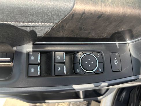 Used 2023 Ford F350 Lariat w/ Tow Technology Package AWD/4WD image 29