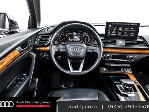 Used 2023 Audi Q5 2.0T Premium w/ Convenience Package image 5