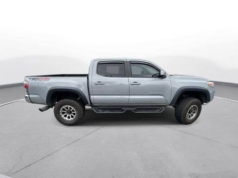 Used 2021 Toyota Tacoma TRD Off-Road AWD/4WD image 5